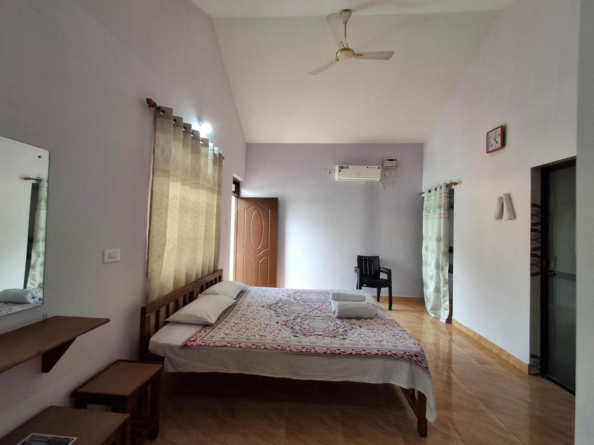 Lobo'S Guesthouse Кавелоссим Экстерьер фото